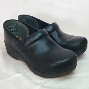 Dansko XP 20 Professional Clogs Sz 37/7